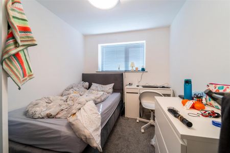 6 bedroom house to rent - Photo 3