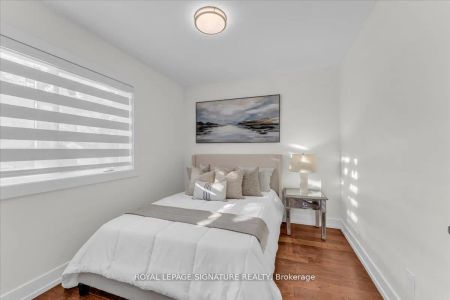 49 Ivordale Crescent #Main - Photo 3