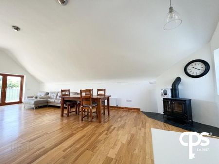 6a Derrycaw Road, Moy, BT71 6SX - Photo 2