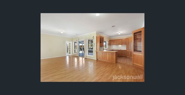 Spacious Family Home - Photo 1