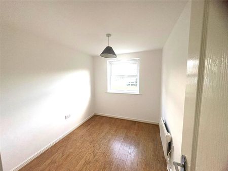 2 bedroom apartment to rent Redfield Croft, Leigh, WN7 - Photo 5