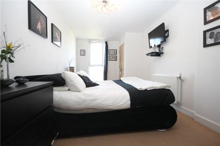 Pontes Avenue, Hounslow, TW3 3FJ - Photo 4