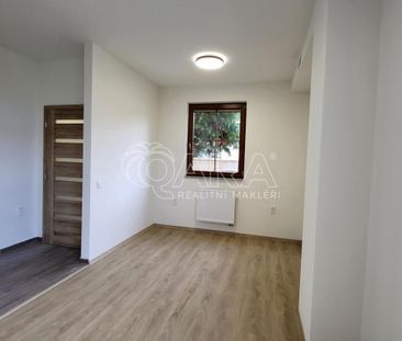 Pronájem bytu 1+kk 30 m2 - Photo 4