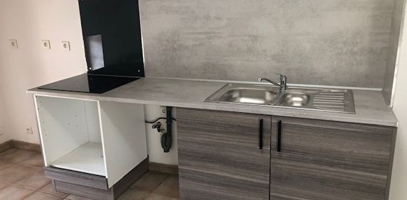 A LOUER - SORGUES - APPARTEMENT T2, - Photo 2