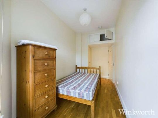 Grosvenor Parade, Uxbridge Road, Ealing, London, Uk, W5 - Photo 1