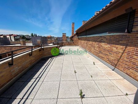 Piso de alquiler en Auditorio - Photo 4