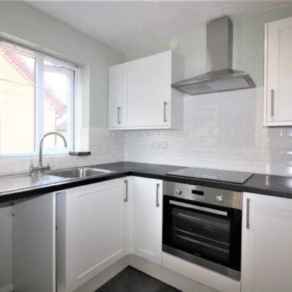 1 bedroom property to rent in Aylesbury - Photo 1