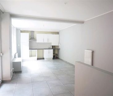 T2 BIS situé rue Caumartin dans une copropriétée neuve et calme. ré... - Photo 2