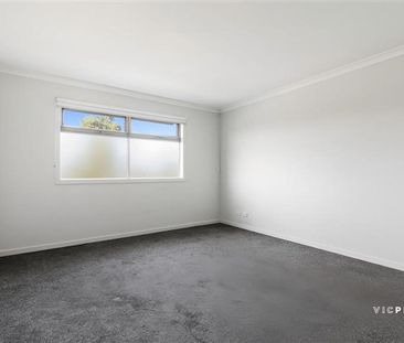 Modern Living in One of Albanvale’s Most Sought-After Communities - Photo 2