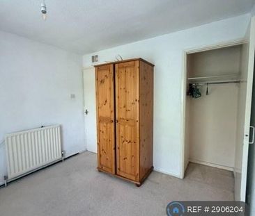 4 bedroom detached house to rent - Photo 6