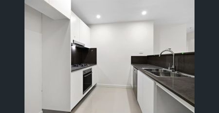 Modern Castle Hill Living Just Steps from Metro & Castle Towers! - Photo 3