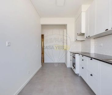 Apartment T3 in Falagueira - Venda Nova, Amadora - Photo 2