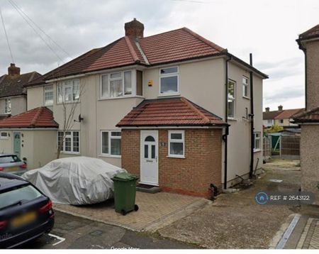 3 bedroom semi-detached house to rent - Photo 5