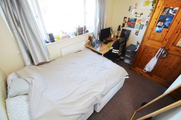 5 bedroom house to rent - Photo 1