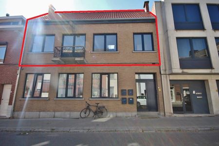 Lichtrijk en ruim duplex appartement - Photo 2