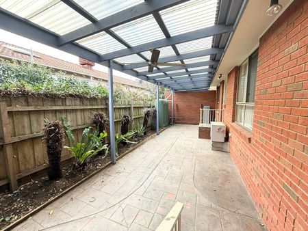 Bentleigh - Photo 3