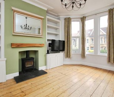 4 bedroom terraced house to rent - Photo 1