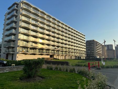 Prachtige studio met fantastisch terras: zicht zicht op zee, direct aan strand en golf. - Foto 4