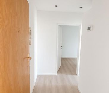 2 Zimmer Wohnung mit Einbauküche und Balkon - Foto 1