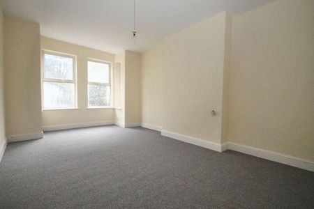 1 bedroom ground floor flat to rent - Photo 2