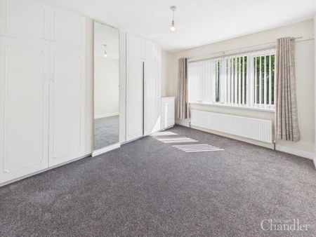 16 Garnerville Park, Belfast, BT4 2NY - Photo 3