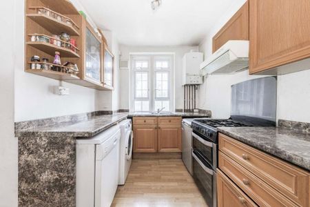 2 bedroom flat to rent - Photo 4