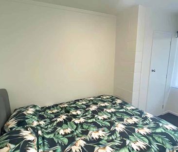 Spacious 2-Bedroom Apartment! - Photo 5