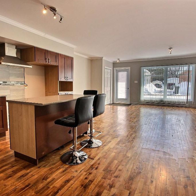 5 1/2 PLESSISVILLE (centre-ville) HYDRO INCLUS - Photo 1