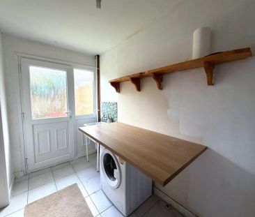 3 Bedroom Mews To Let - Photo 5