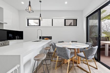 Fantastic Family Home on First - Photo 4