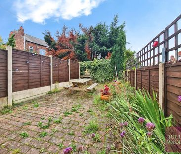 2 bedroom semi-detached house to rent - Photo 6