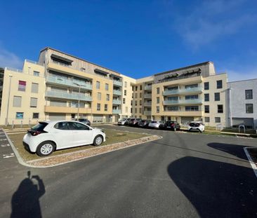 Location Appartement 2 pièces 46m² POITIERS 86000 - Photo 2