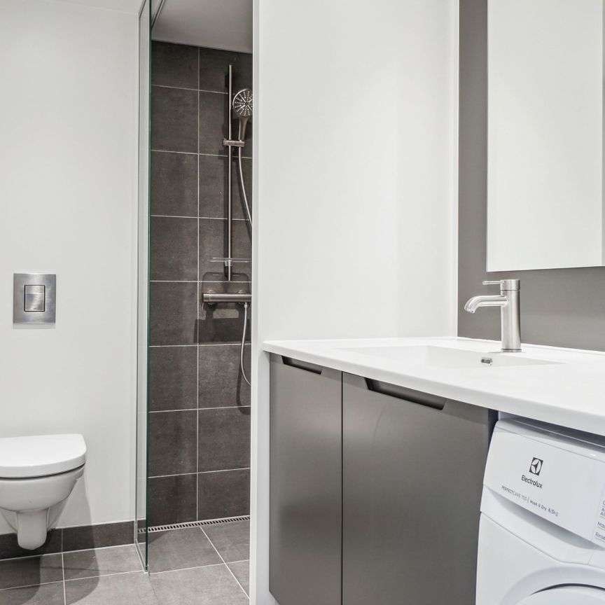 Moderne og lys 2-vær. lejlighed med eksklusiv beliggenhed over Herlev Bycenter - Photo 1