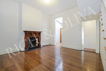 135 Glebe Point Road, Glebe - Photo 2