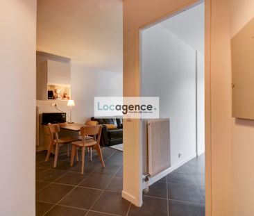 Beau 2 pièces meublé au dernier étage de 35 m2 avec terrasse - Photo 4