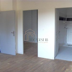 BOURGES NATION - Photo 3