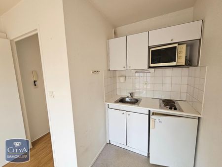 Location Appartement 1 pièce 25m² POITIERS 86000 - Photo 3