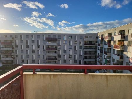 unbefristete 2-Zimmer-Wohnung mit großer Freifläche - 3. Zimmer möglich! - Photo 4