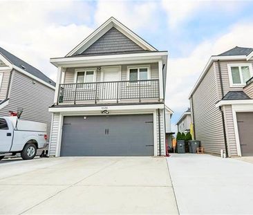One Bedroom Coach House in Panorama Ridge - Photo 2
