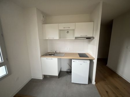 Location Appartement 2 pièces 44m² EAUNES 31600 - Photo 4