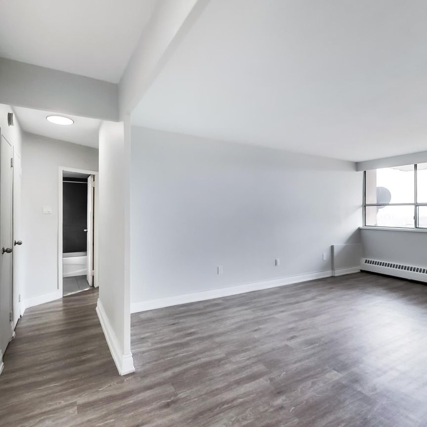For Lease - 65 Thorncliffe Park Drive Unit# 1411, Toronto, Ontario - Photo 1