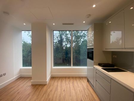 Studio to rent - Photo 2