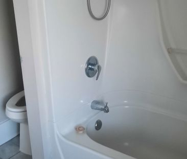 For Lease - 1800 Montreal Road, Cornwall, Ontario - Photo 6