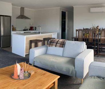 Wakefield Little Beauty - Photo 1