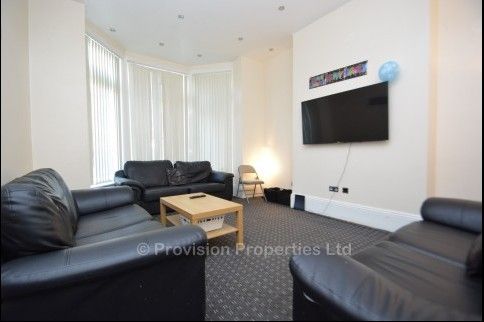 10 Bedroom Student Houses Headingley Leeds - Photo 1