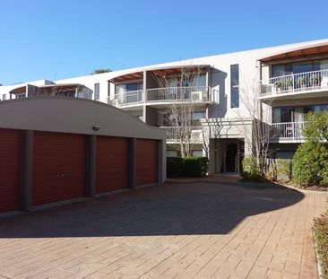 Kingston Convenience Fully Furnished! - Photo 4