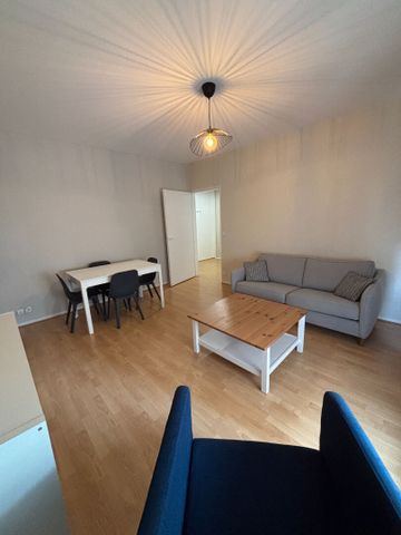 Location Appartement 3 pièces 68m² - Photo 2