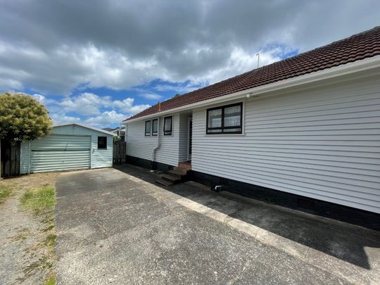 50 Tawa Crescent, Manurewa, Auckland - Photo 1