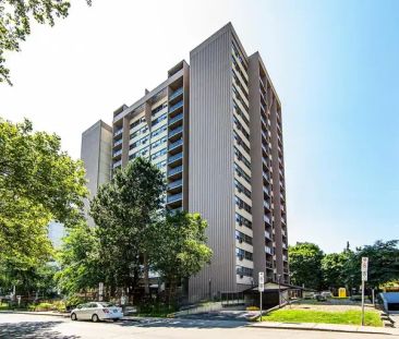 Robinson Place Apartments | 33 Robinson Street, Hamilton - Photo 1