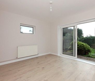 2 bedroom bungalow to rent - Photo 1